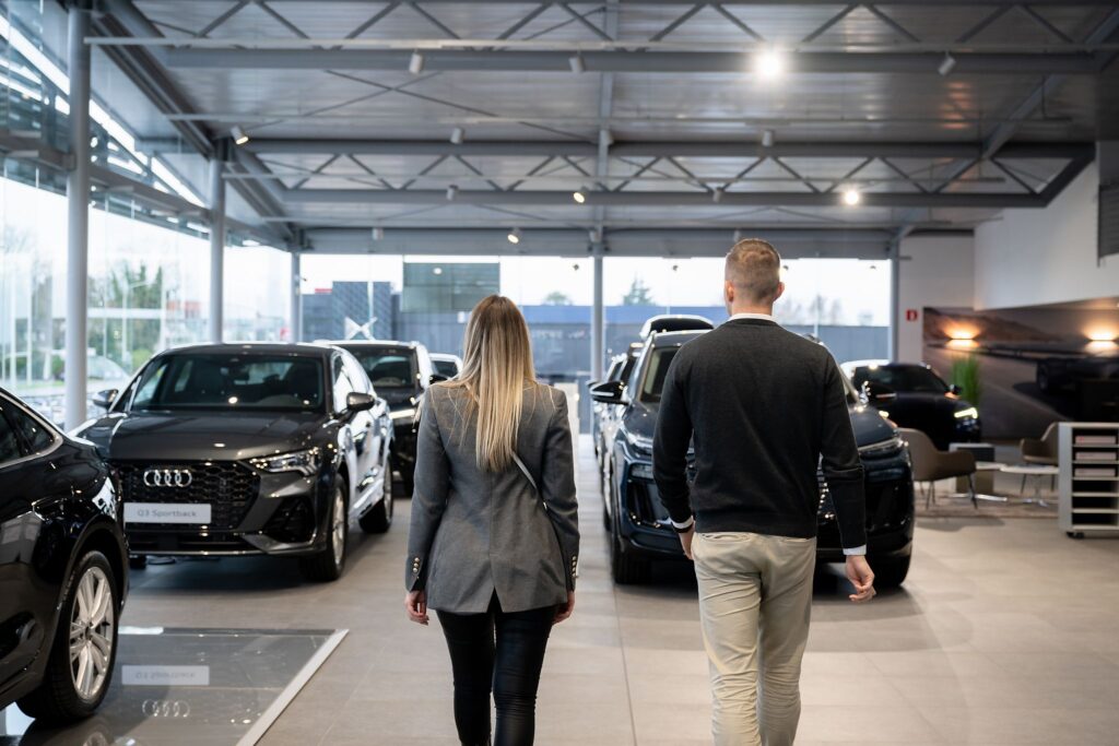 2024-11-25-Groupe-Steveny_A.-Delsoir-Photo_3732Web-1024x683 Steveny remporte le titre de meilleur concessionnaire namurois : un demi-siècle d'excellence récompensé